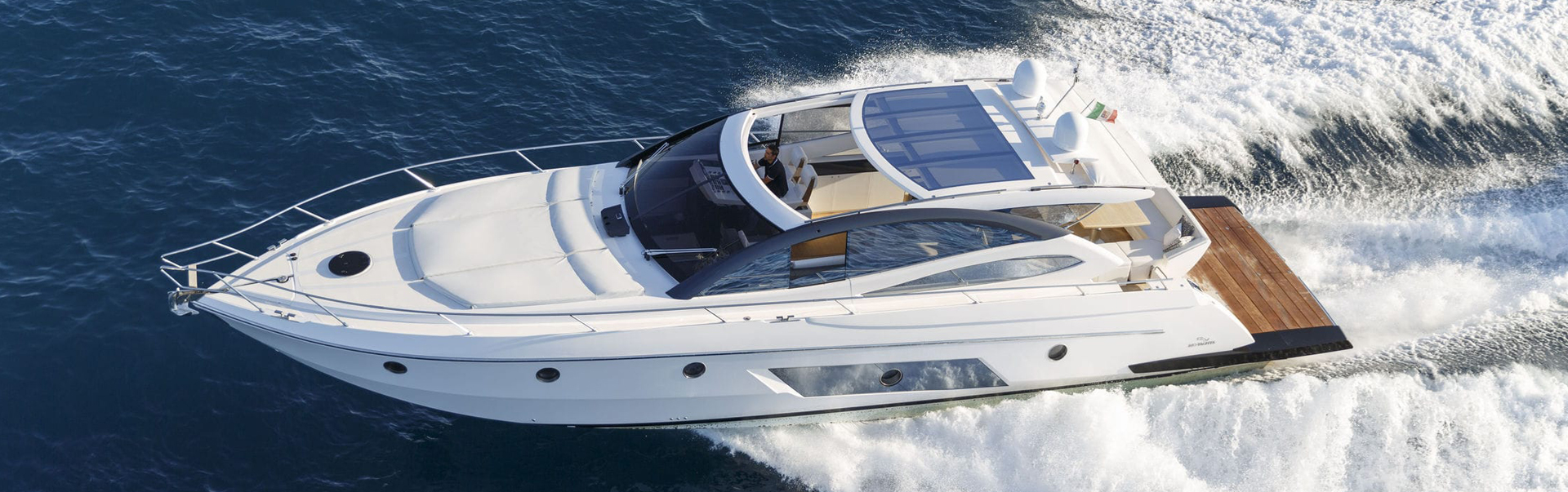 slide-yacht